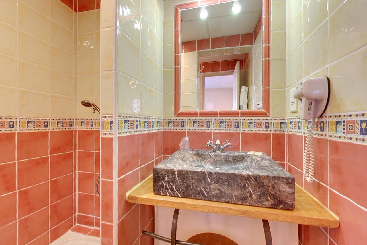 Hotel Du Mas Vinassan Ngoại thất bức ảnh